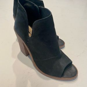 Vince Camuto Peep Toe Bootie